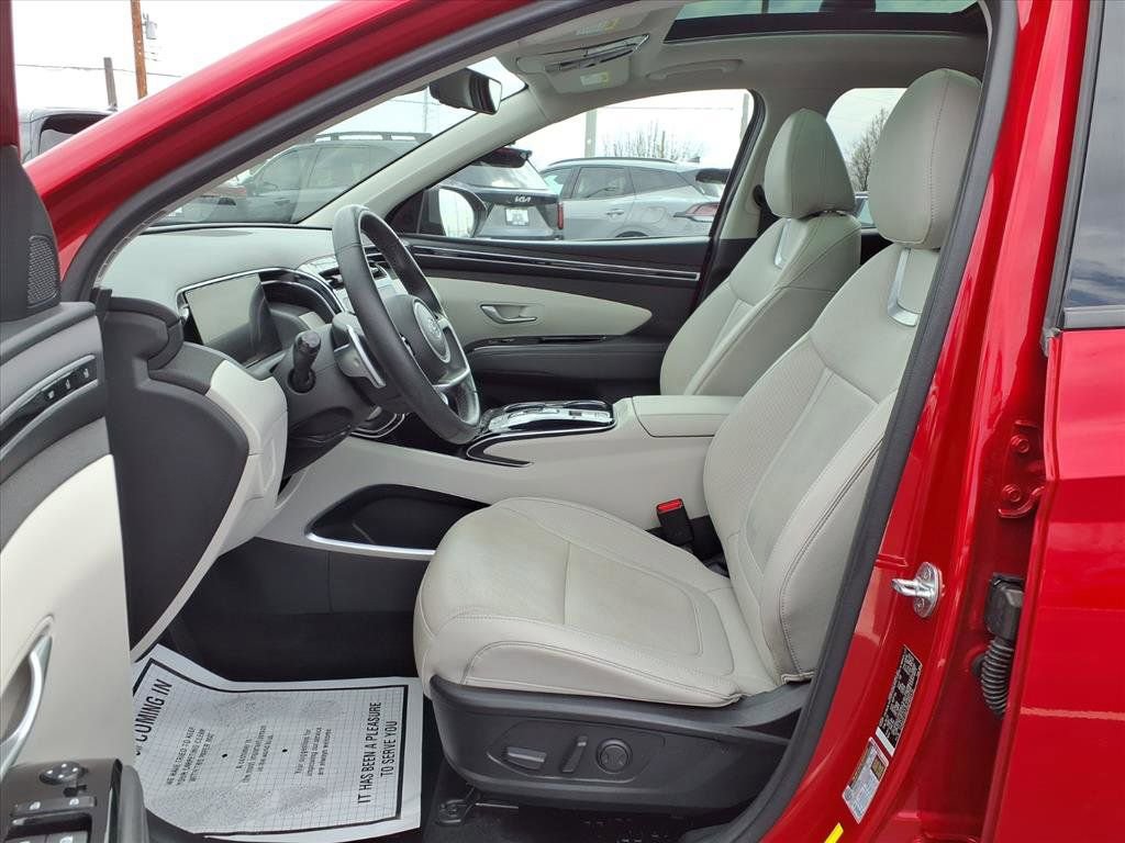 Used 2022 Hyundai Tucson Limited image 13