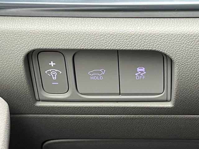 Certified 2025 Kia Sorento SX image 36