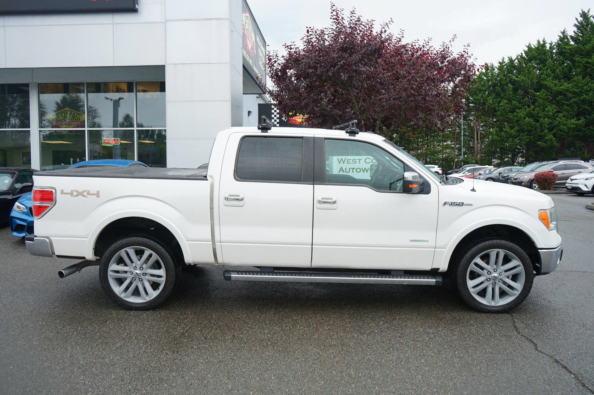 Used 2012 Ford F150 Lariat w/ Lariat Chrome Pkg AWD/4WD image 6