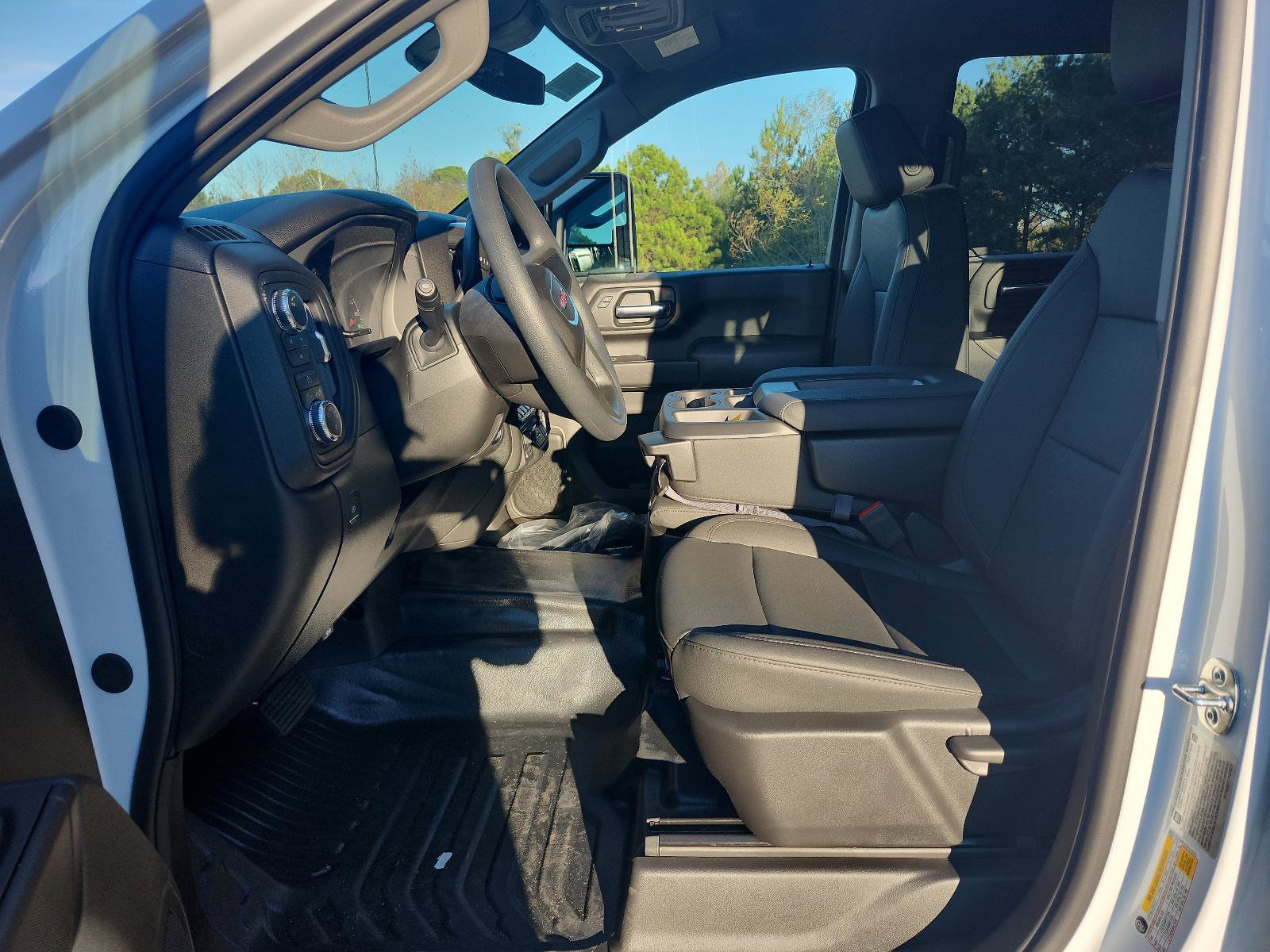 New 2026 GMC Sierra 3500 Pro image 15