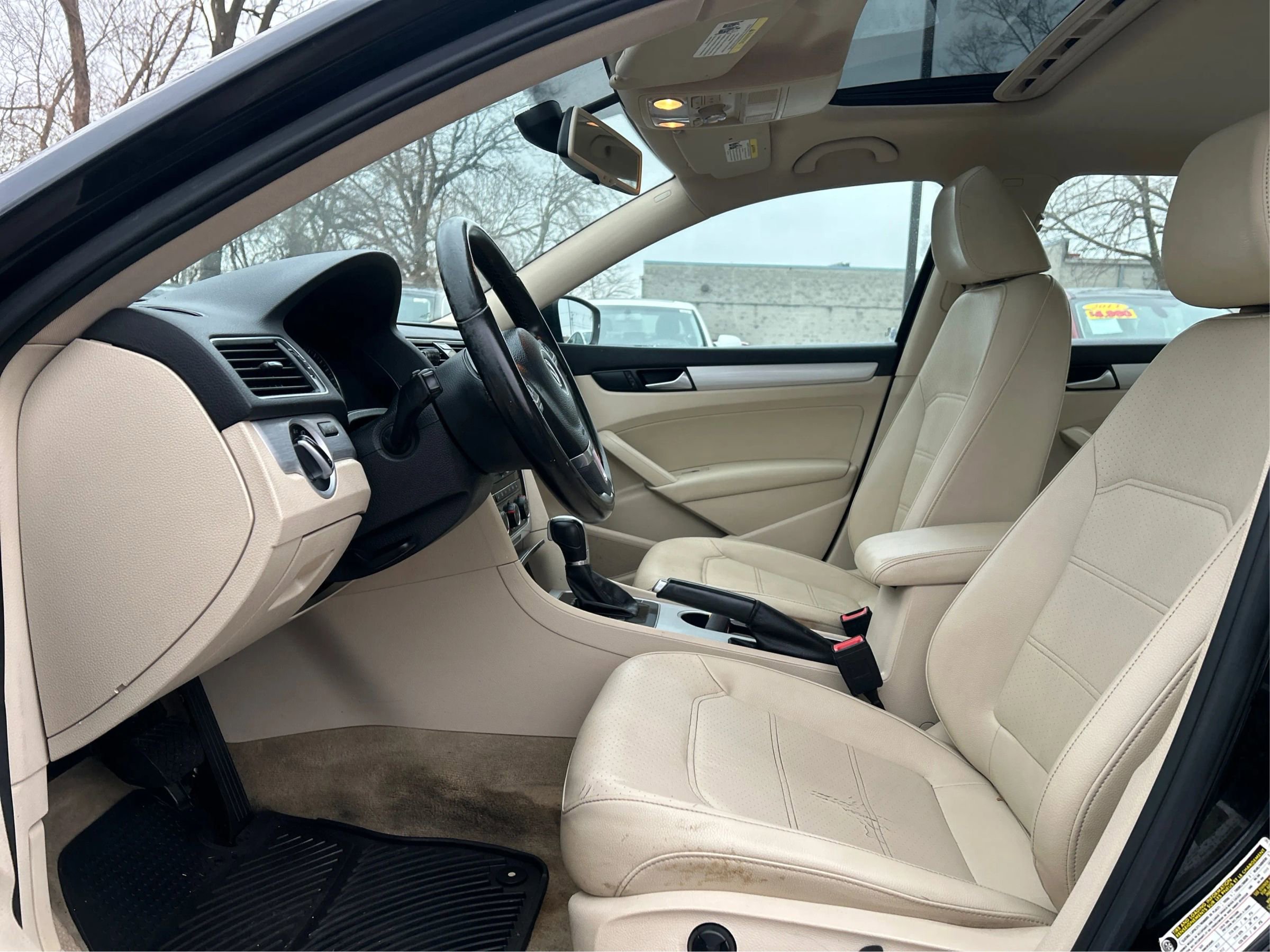 Used 2013 Volkswagen Passat 2.5 SE image 10