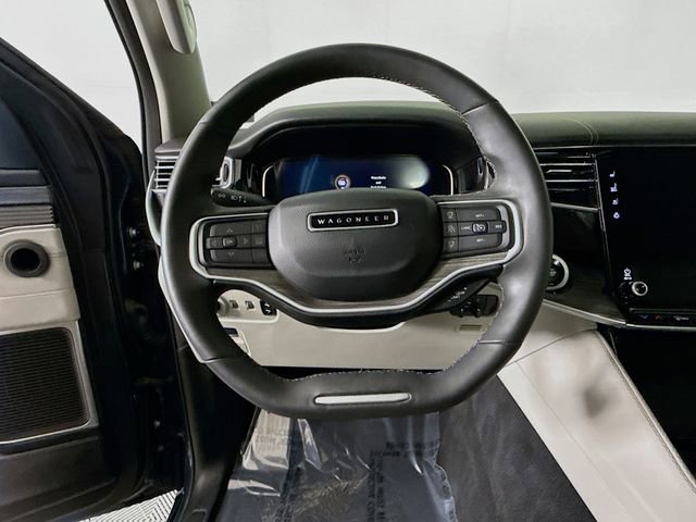 Used 2023 Jeep Wagoneer Series III w/ Rear Seat Video Group 1 AWD/4WD image 11