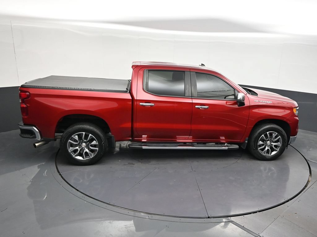 Used 2024 Chevrolet Silverado 1500 LT RWD image 19