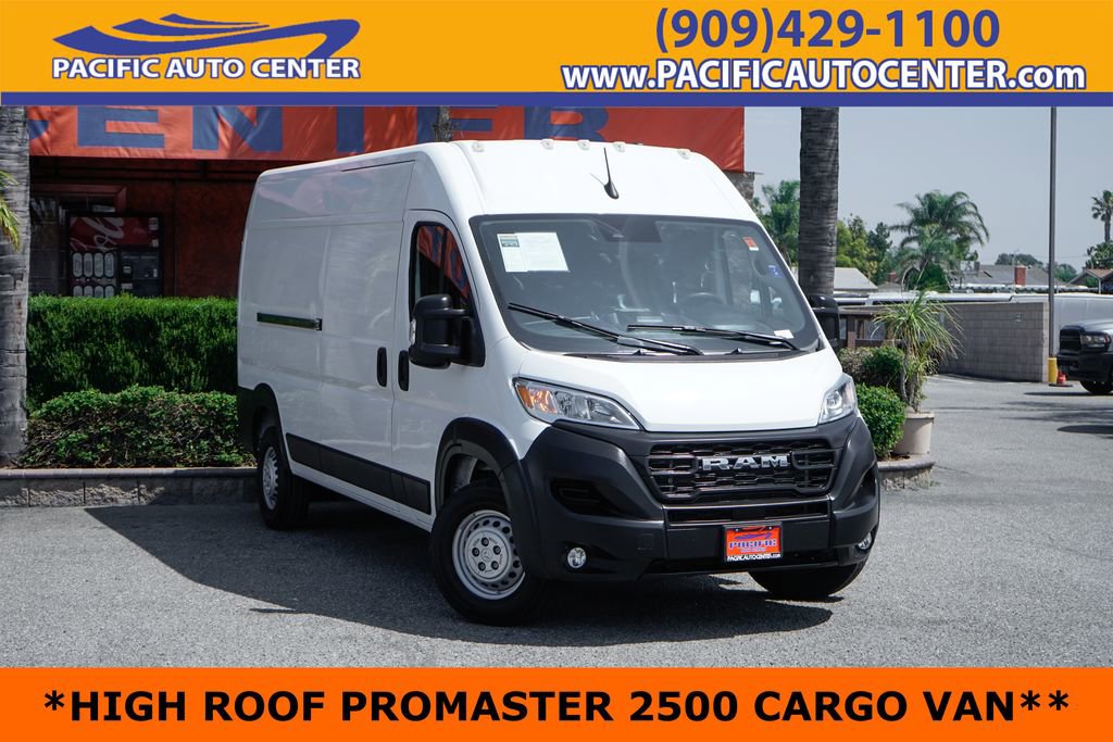Used 2025 RAM ProMaster 2500 w/ Convenience Group FWD image 1
