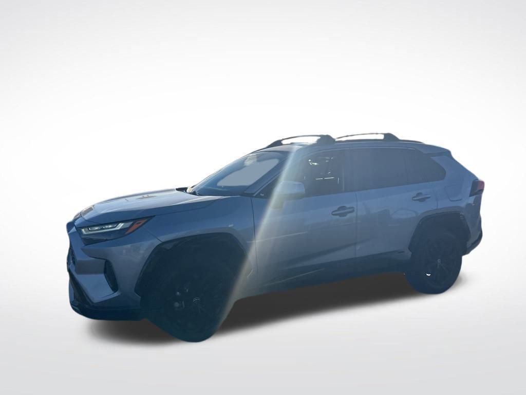 Used 2022 Toyota RAV4 SE image 12
