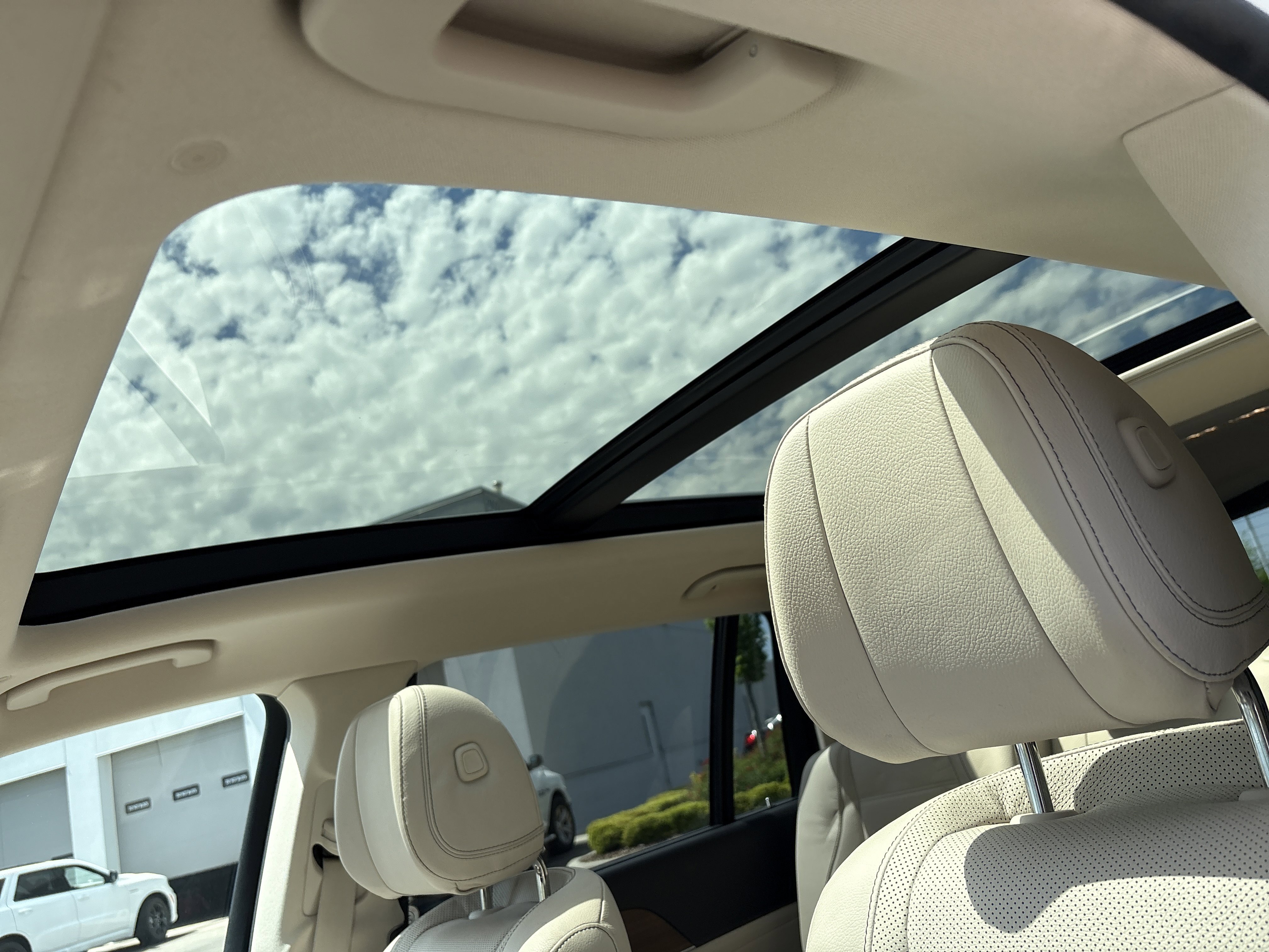 Used 2020 Mercedes-Benz GLS 450 4MATIC image 18