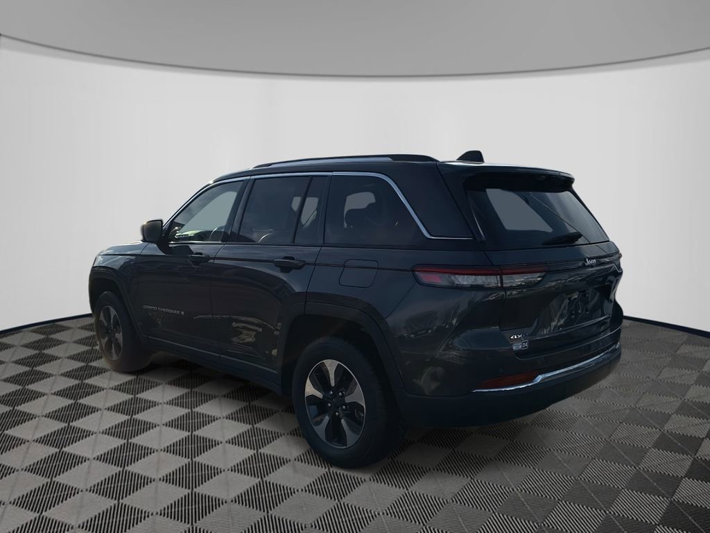 Used 2023 Jeep Grand Cherokee 4WD 4xe w/ Luxury Tech Group II image 5