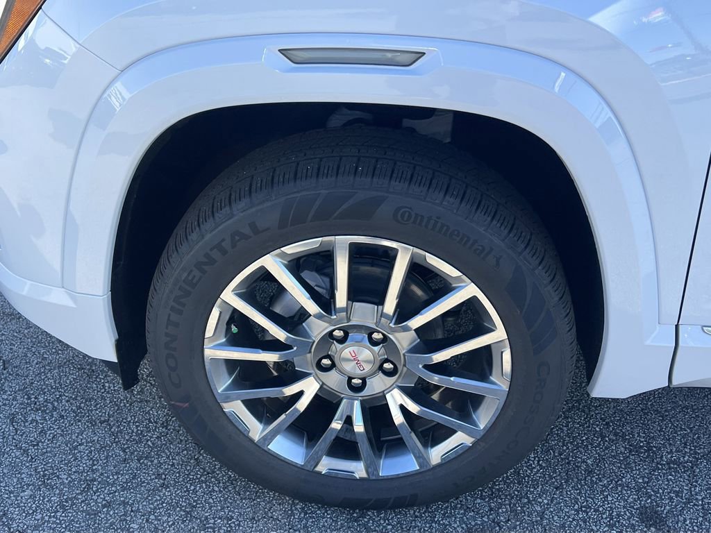 New 2026 GMC Terrain Denali w/ LPO, Floor Liner Package image 29