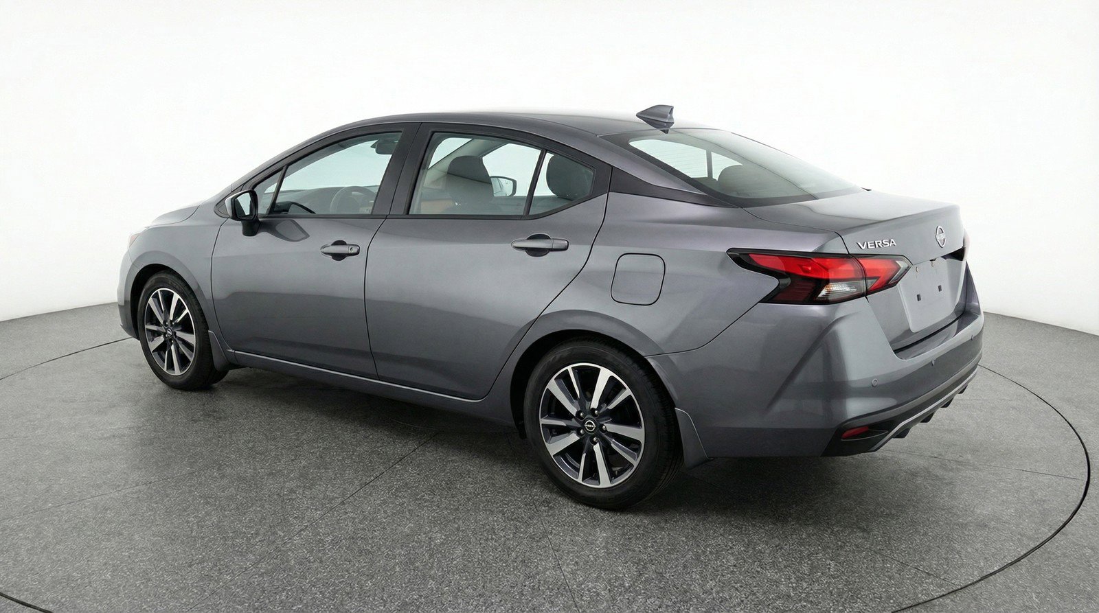 Used 2025 Nissan Versa SV FWD image 6