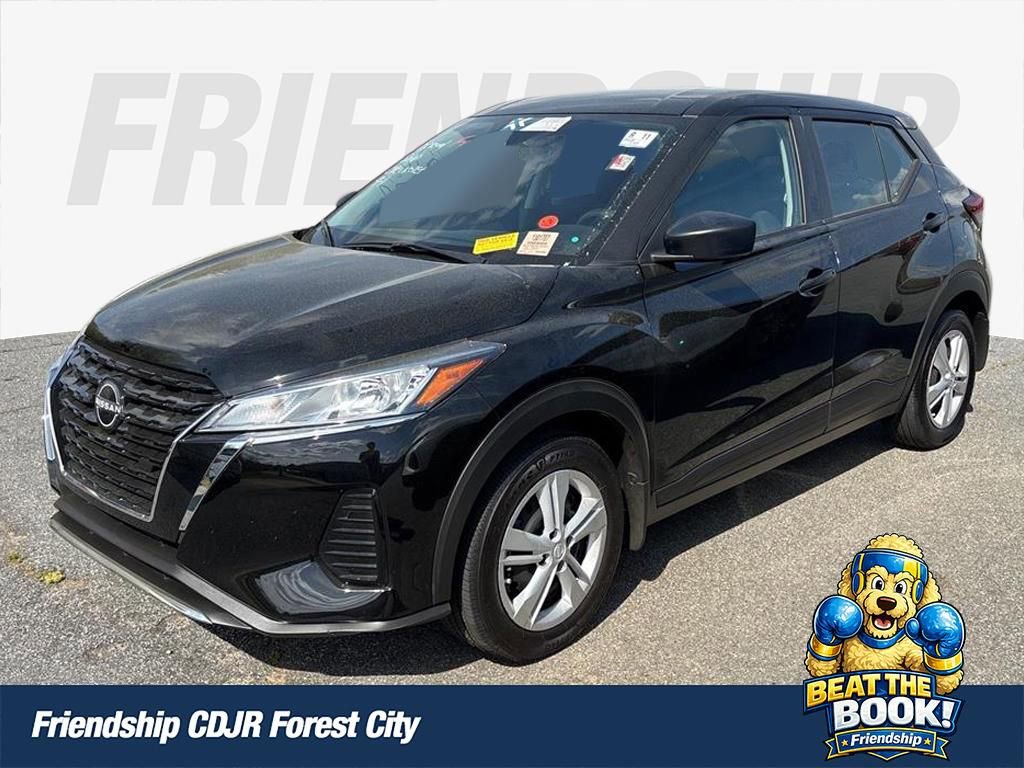 Used 2025 Nissan Kicks Play S image 1