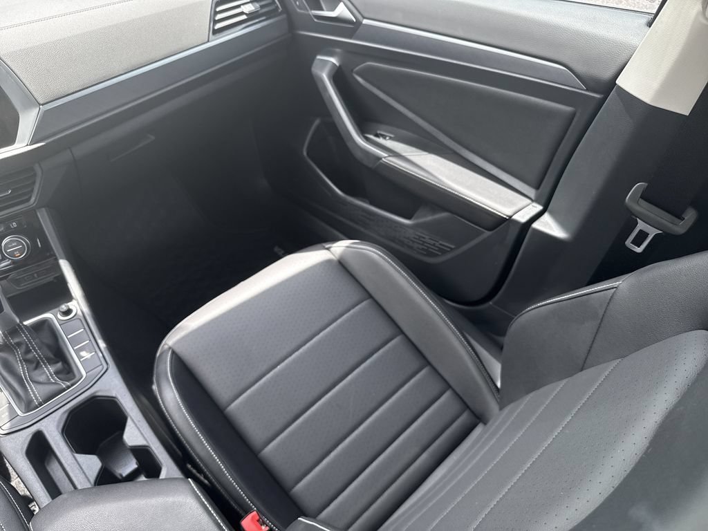 Used 2023 Volkswagen Jetta SE FWD image 26
