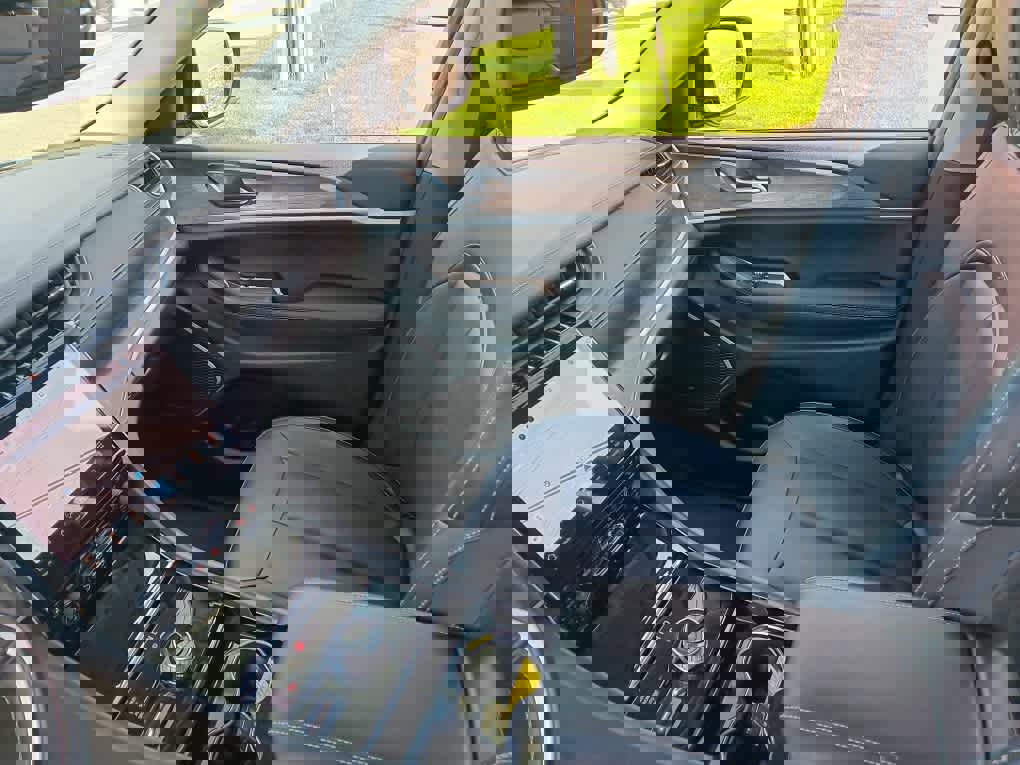 Used 2022 Jeep Grand Cherokee L Limited image 14