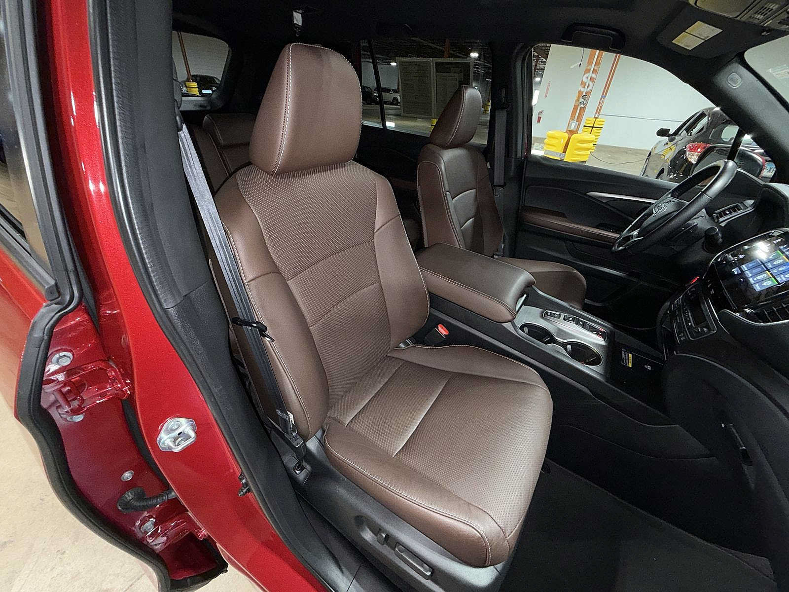 Used 2024 Honda Passport EX-L image 16