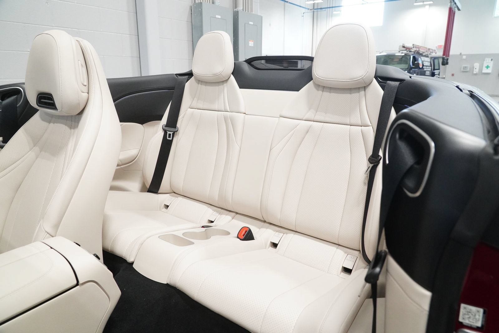 New 2026 Mercedes-Benz CLE 300 4MATIC Cabriolet image 19