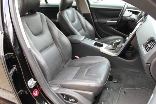 Used 2014 Volvo S60 T5 FWD image 25