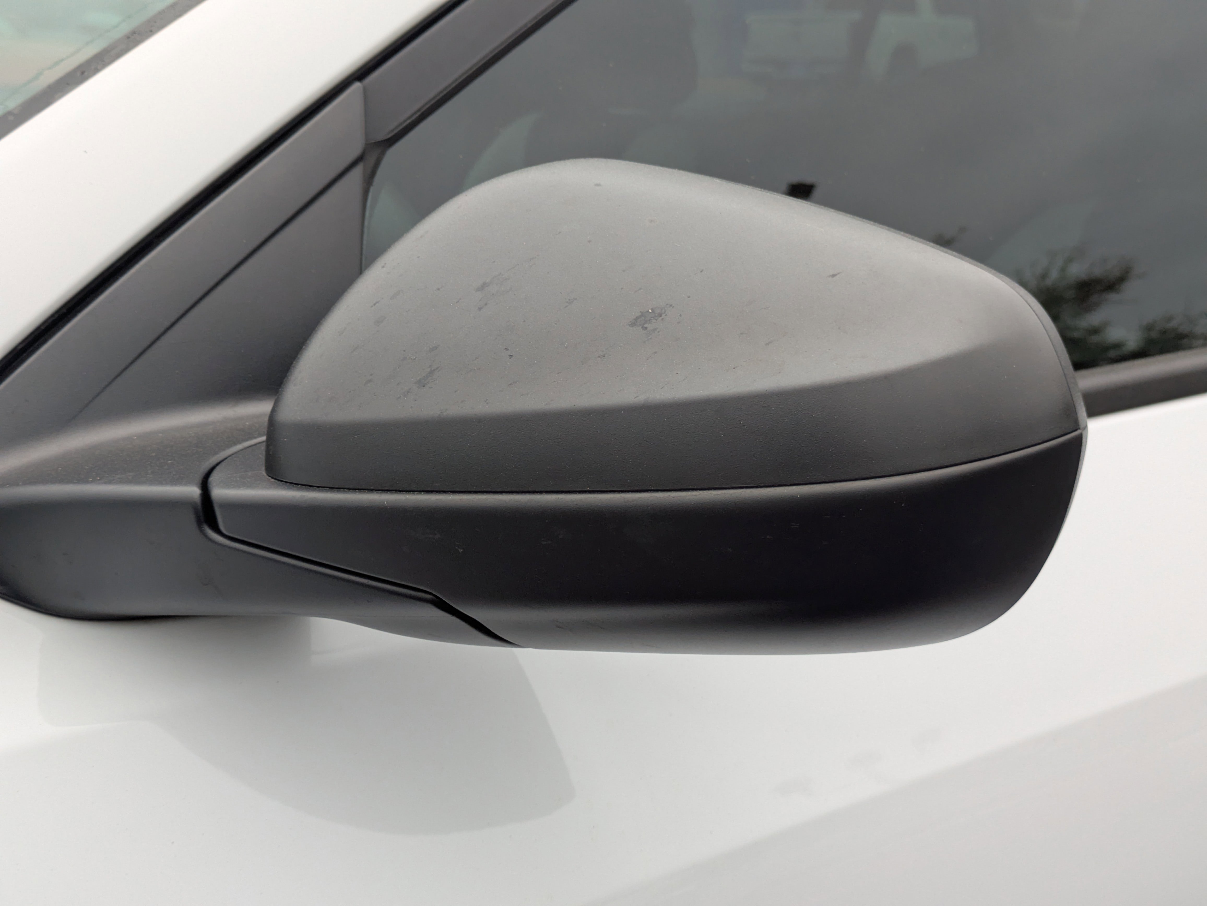 Used 2025 Chevrolet Trax LS FWD image 31