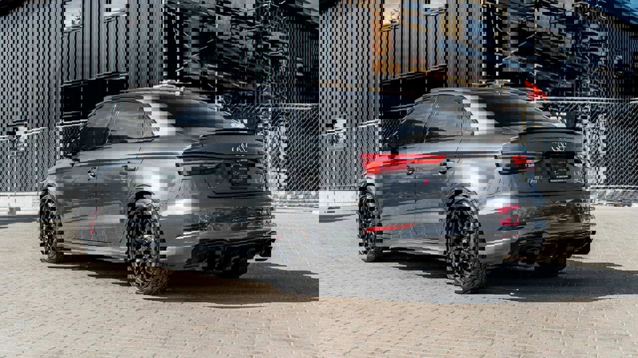 Used 2018 Audi RS 3 image 2