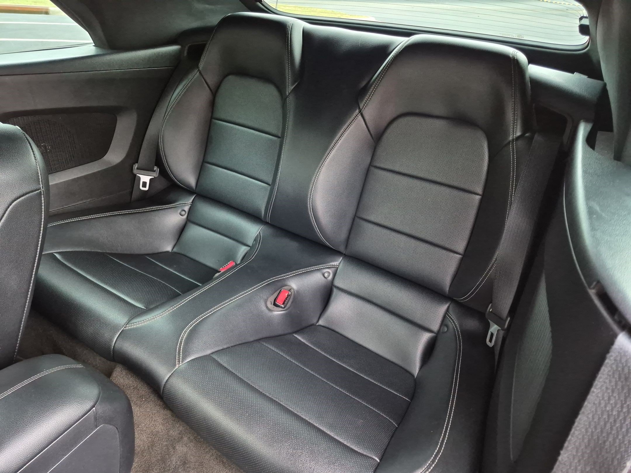 Used 2016 Ford Mustang GT Premium RWD image 30