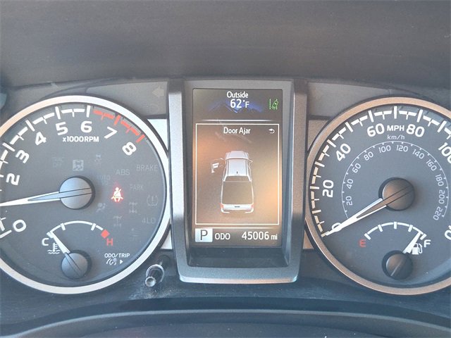 Used 2023 Toyota Tacoma TRD Off-Road image 28