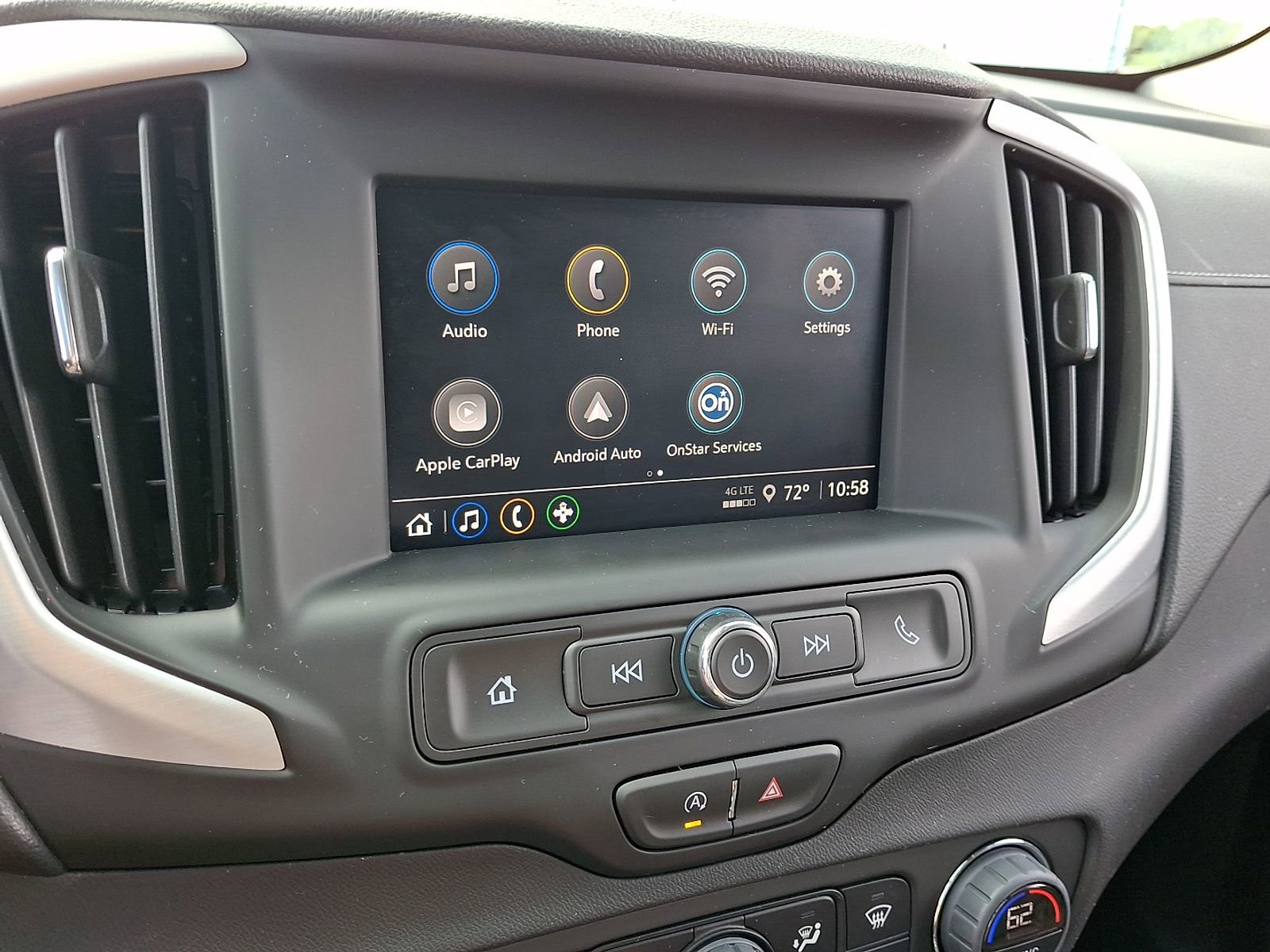 Certified 2024 GMC Terrain SLE w/ Driver Convenience Package image 17