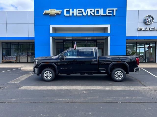 New 2025 GMC Sierra 2500 SLE image 1