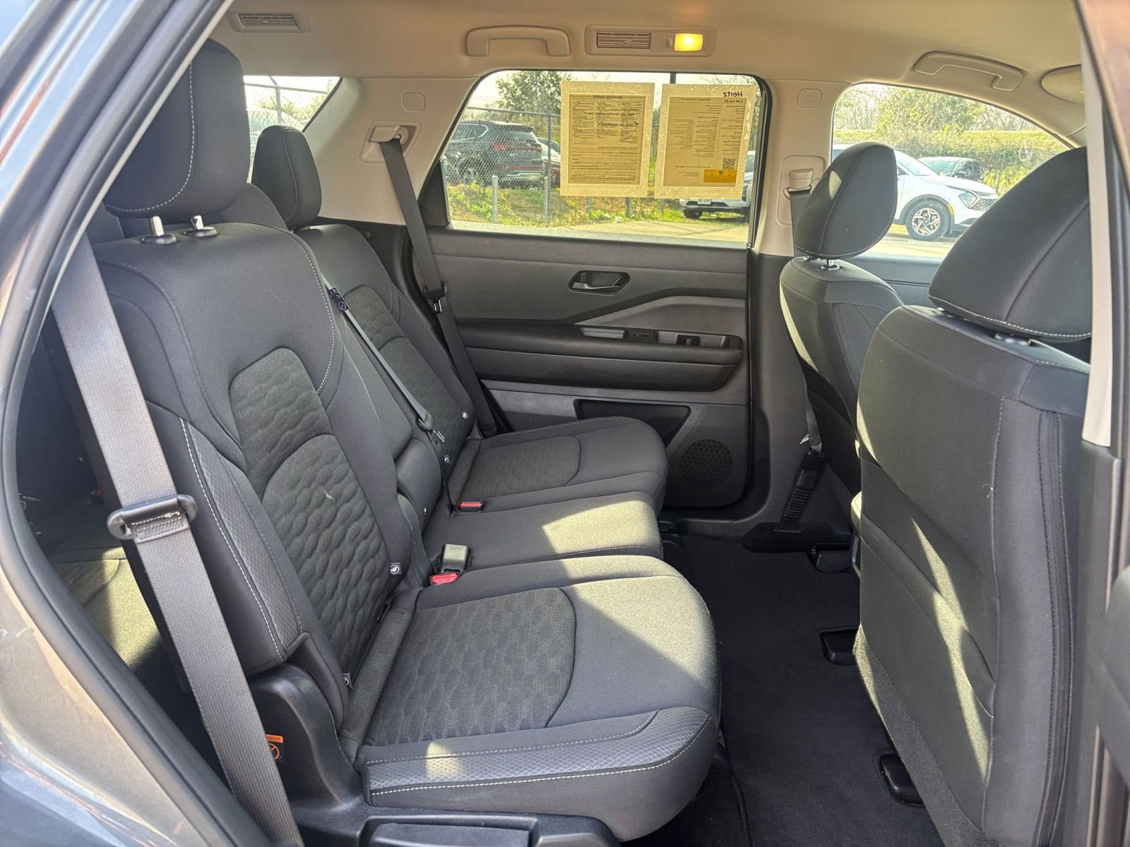 Used 2025 Nissan Pathfinder SV image 28