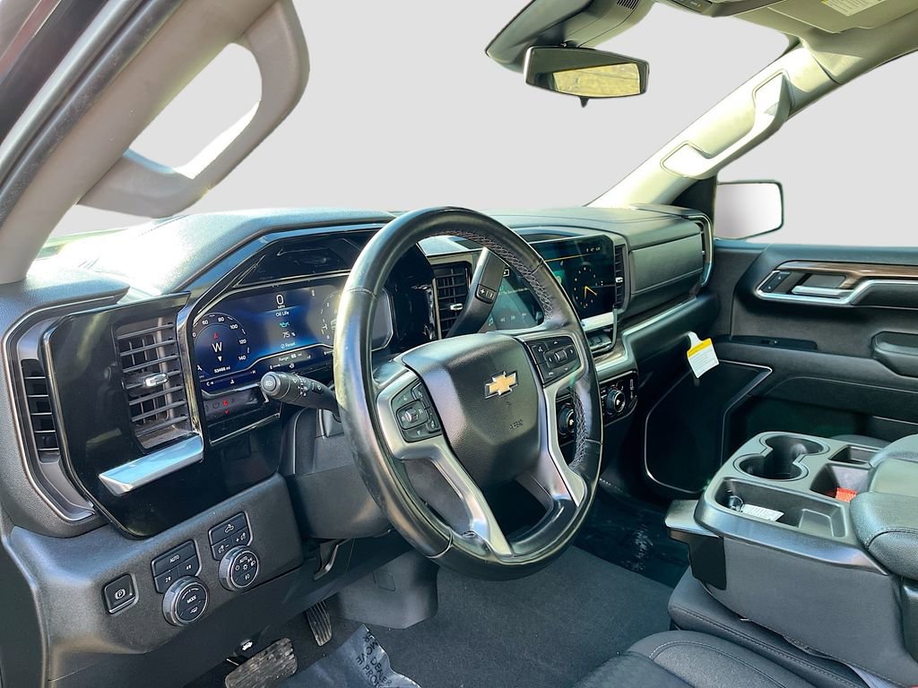 Used 2023 Chevrolet Silverado 1500 RST image 9