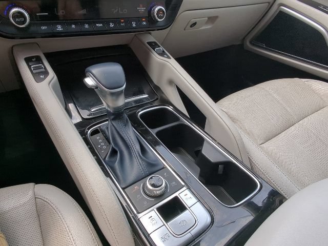 Used 2023 Kia Telluride EX w/ EX Captain's Chair Package AWD/4WD image 18