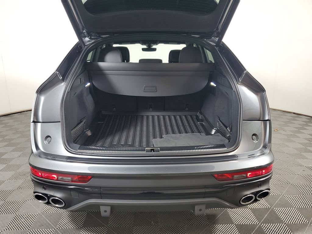 Used 2024 Audi SQ5 Premium Plus AWD/4WD image 8