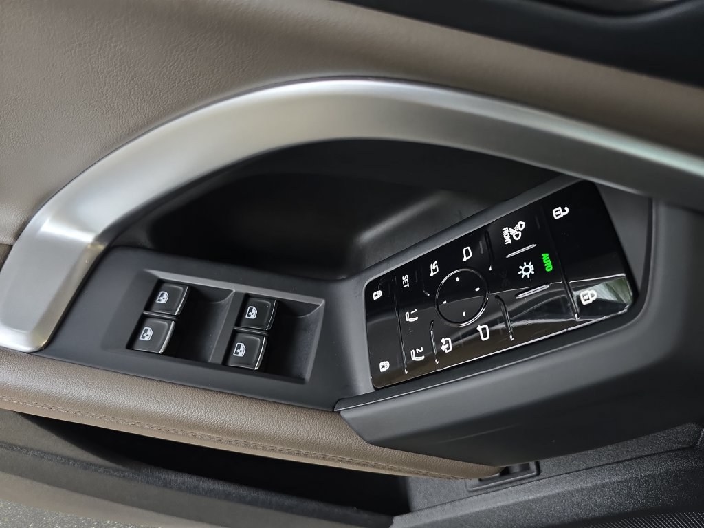 Certified 2025 Audi Q5 Prestige AWD/4WD image 27