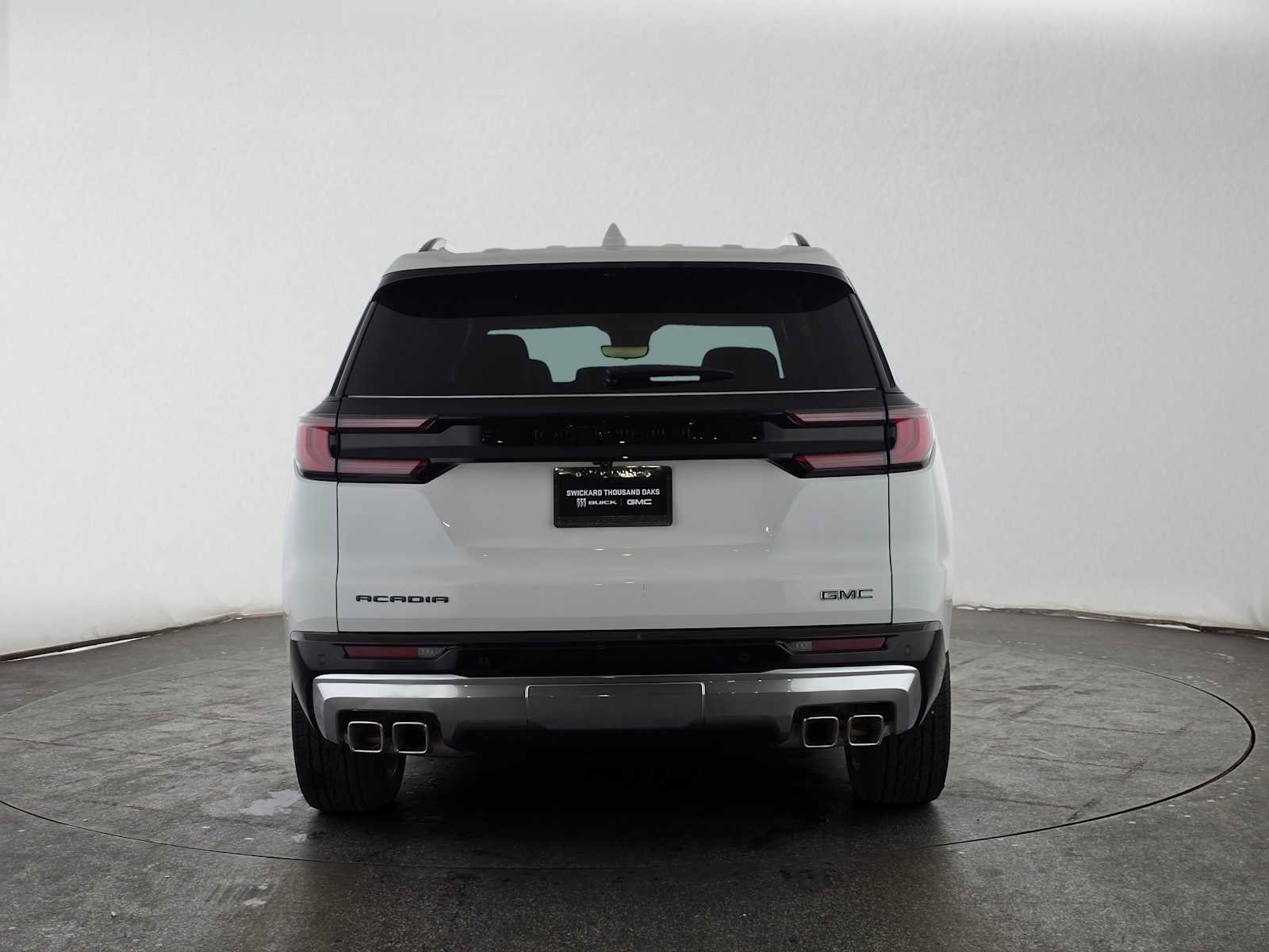 New 2027 GMC Acadia Denali w/ LPO, Black Badging Package FWD image 4