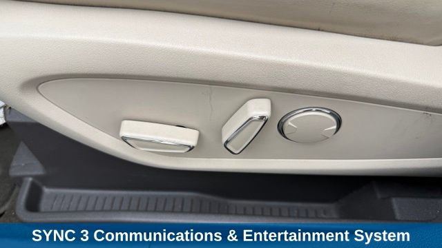 Used 2019 Lincoln Nautilus Reserve AWD/4WD image 13