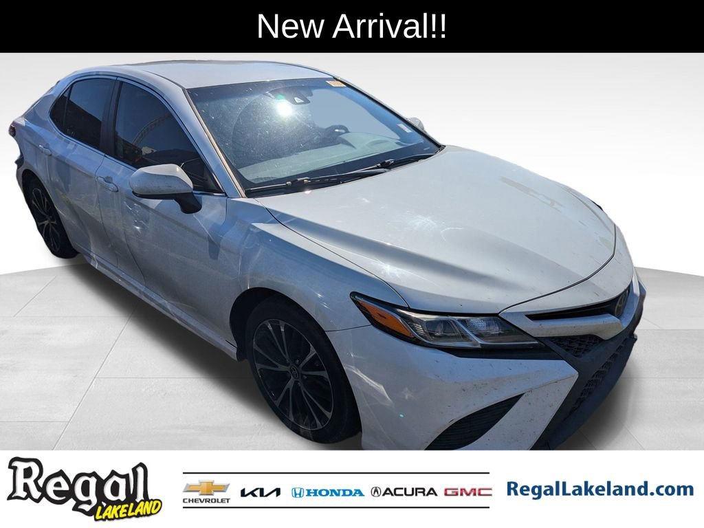 Used 2020 Toyota Camry SE