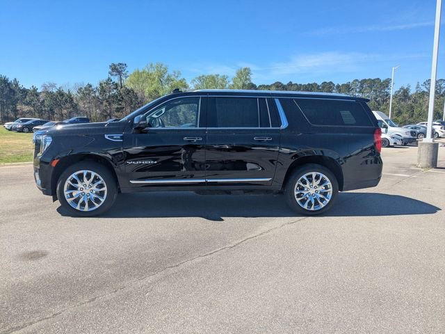 Used 2022 GMC Yukon XL SLT w/ SLT Premium Package image 6