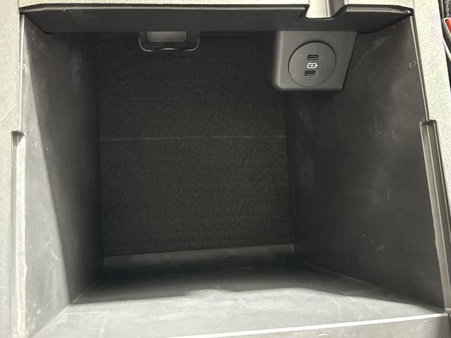 Used 2025 Ford Explorer ST image 30