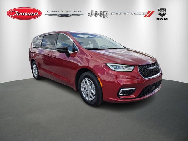 New 2026 Chrysler Pacifica Select FWD image 1