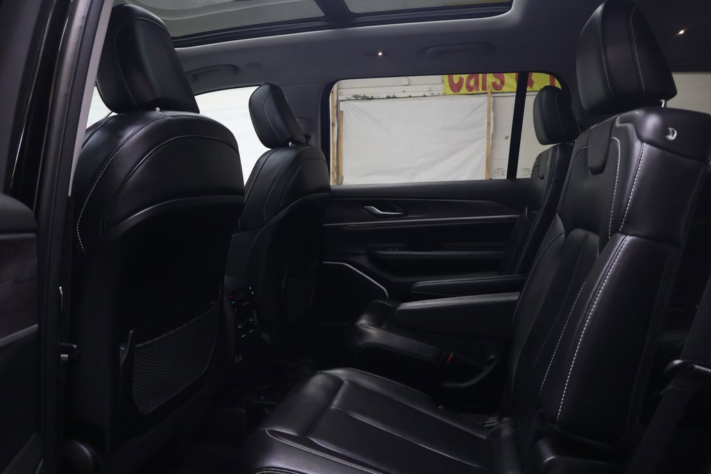 Used 2022 Jeep Grand Cherokee L Limited image 16