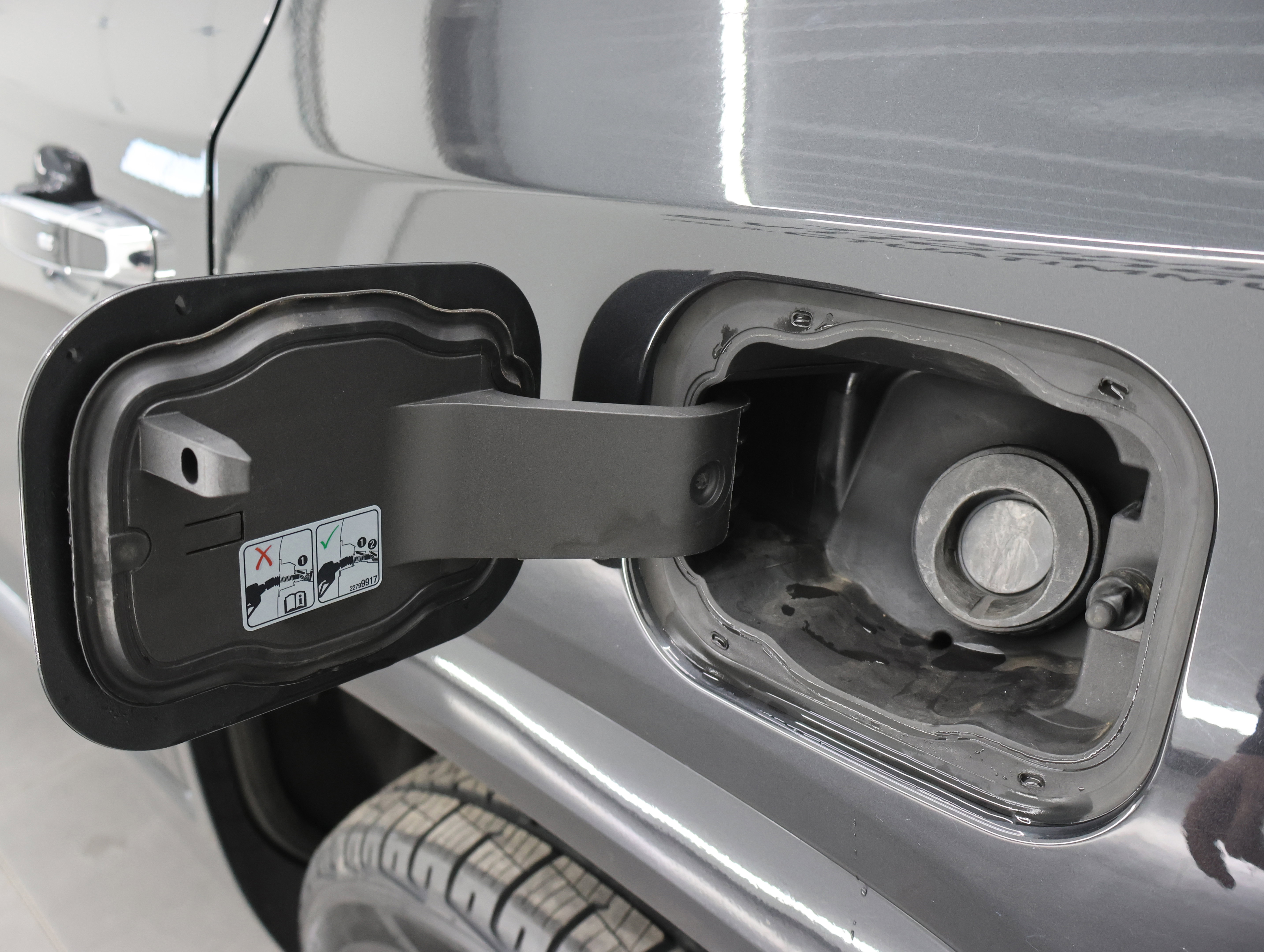 Used 2020 GMC Acadia Denali w/ Trailering Package image 41