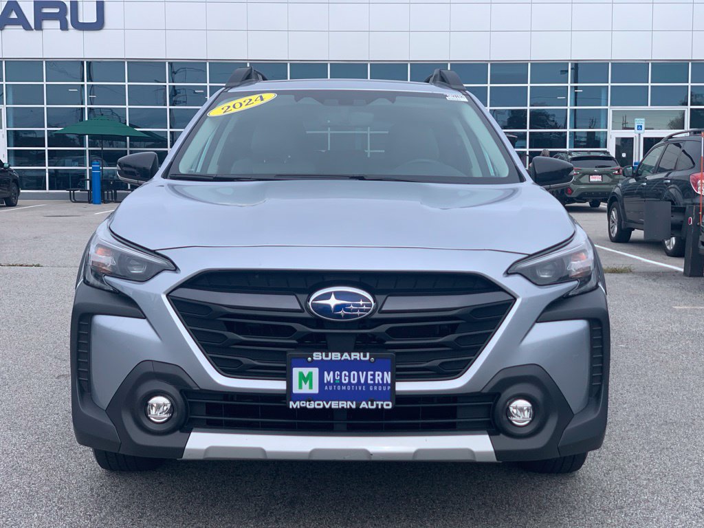 Used 2024 Subaru Outback Limited AWD/4WD image 4