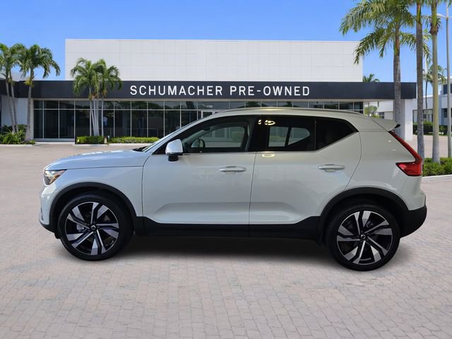 Certified 2023 Volvo XC40 B4 Plus w/ Protection Package Premier image 4