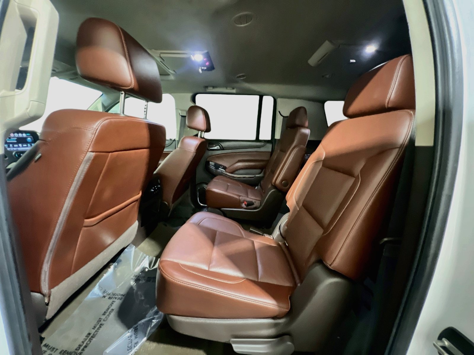 Used 2017 Chevrolet Suburban Premier AWD/4WD image 19