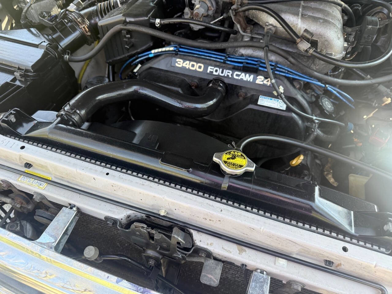 Used 2000 Toyota 4Runner SR5 AWD/4WD image 50