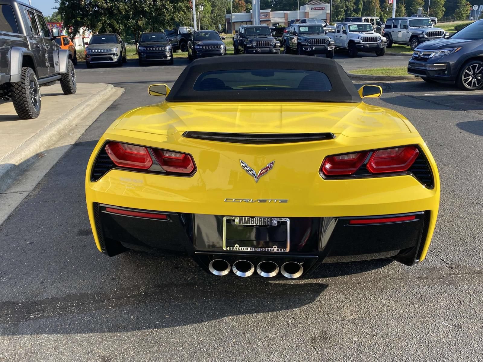Used 2019 Chevrolet Corvette Stingray Convertible w/ 3LT Preferred Equipment Group RWD image 9