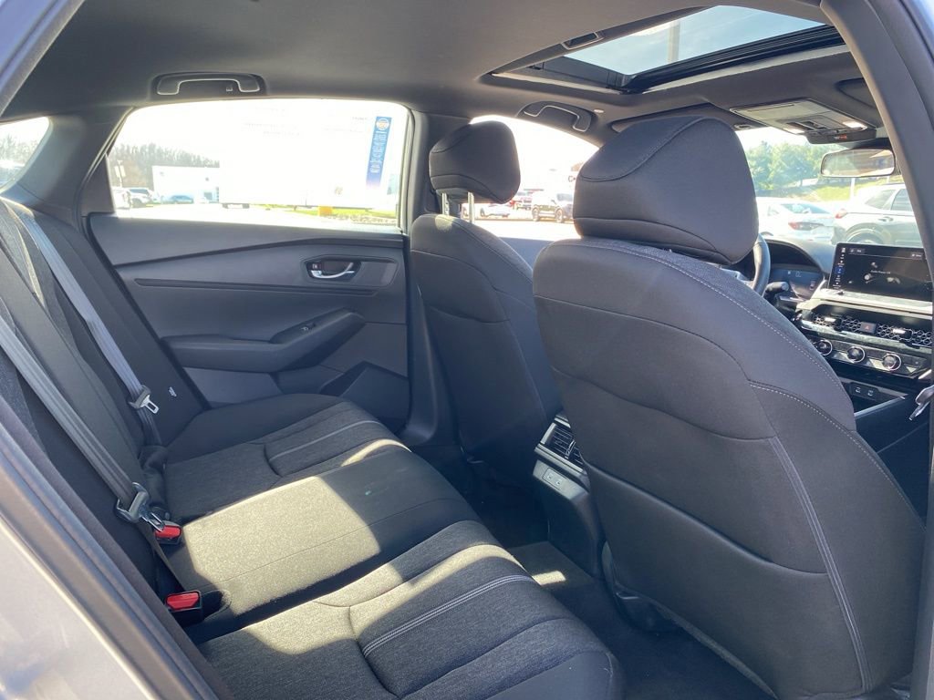 Used 2025 Honda Accord Sport image 13