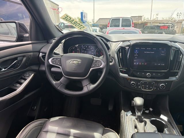 Used 2023 Chevrolet Traverse Premier w/ Redline Edition FWD image 13