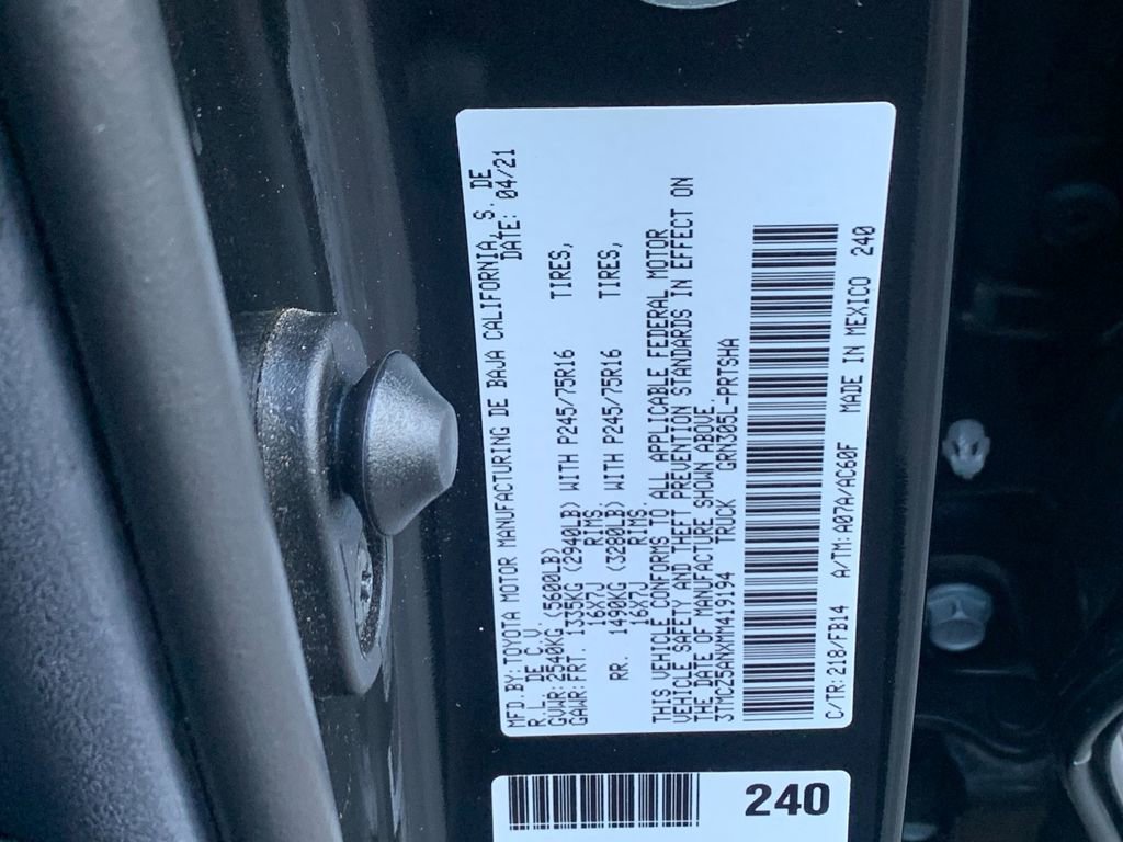 Used 2021 Toyota Tacoma SR image 32