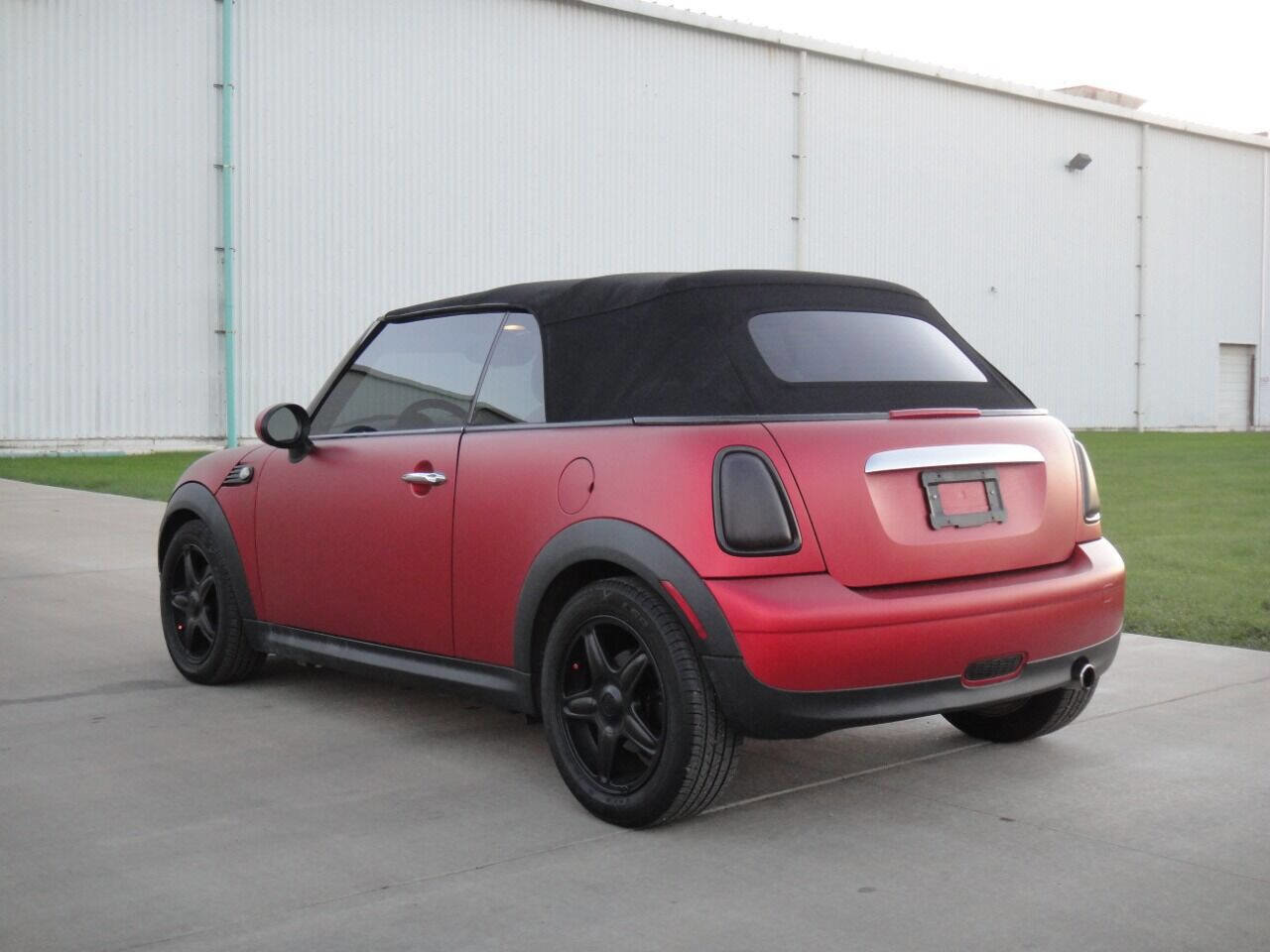 Used 2010 MINI Cooper Convertible image 16