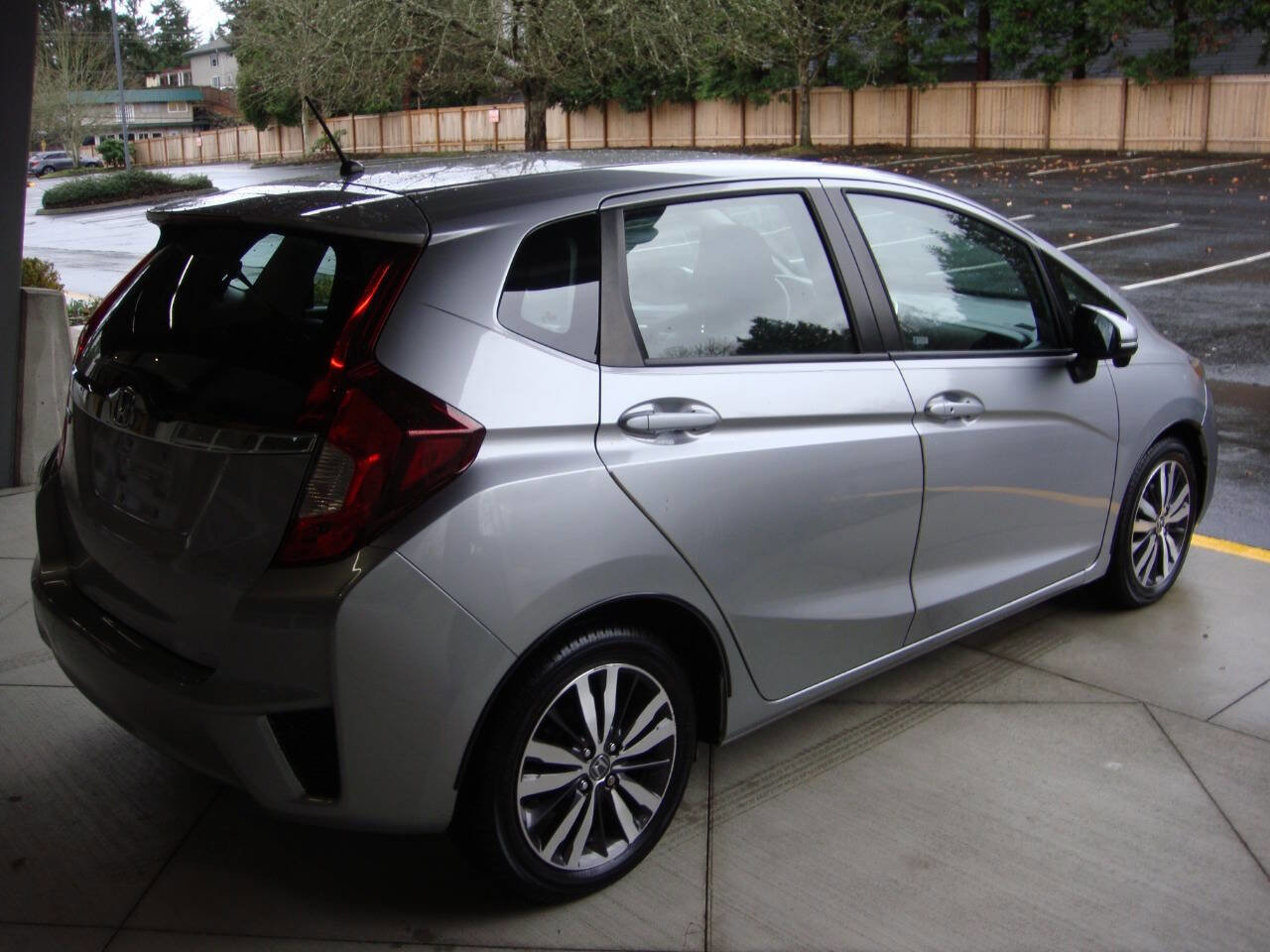 Used 2017 Honda Fit EX-L image 6