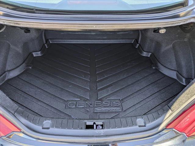 Used 2014 Hyundai Genesis 2.0T RWD image 6