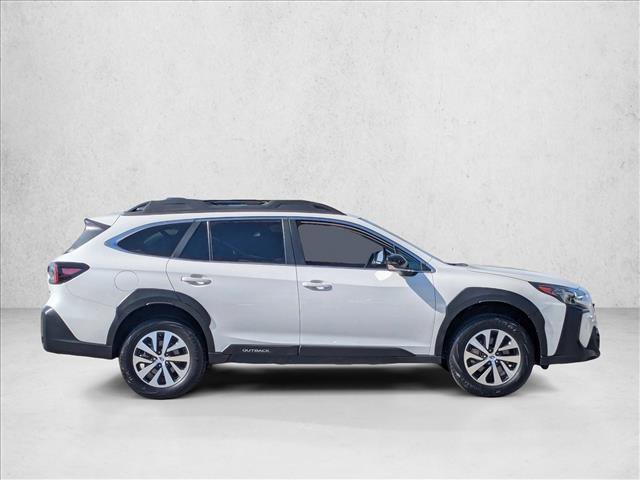 Used 2025 Subaru Outback Premium image 4